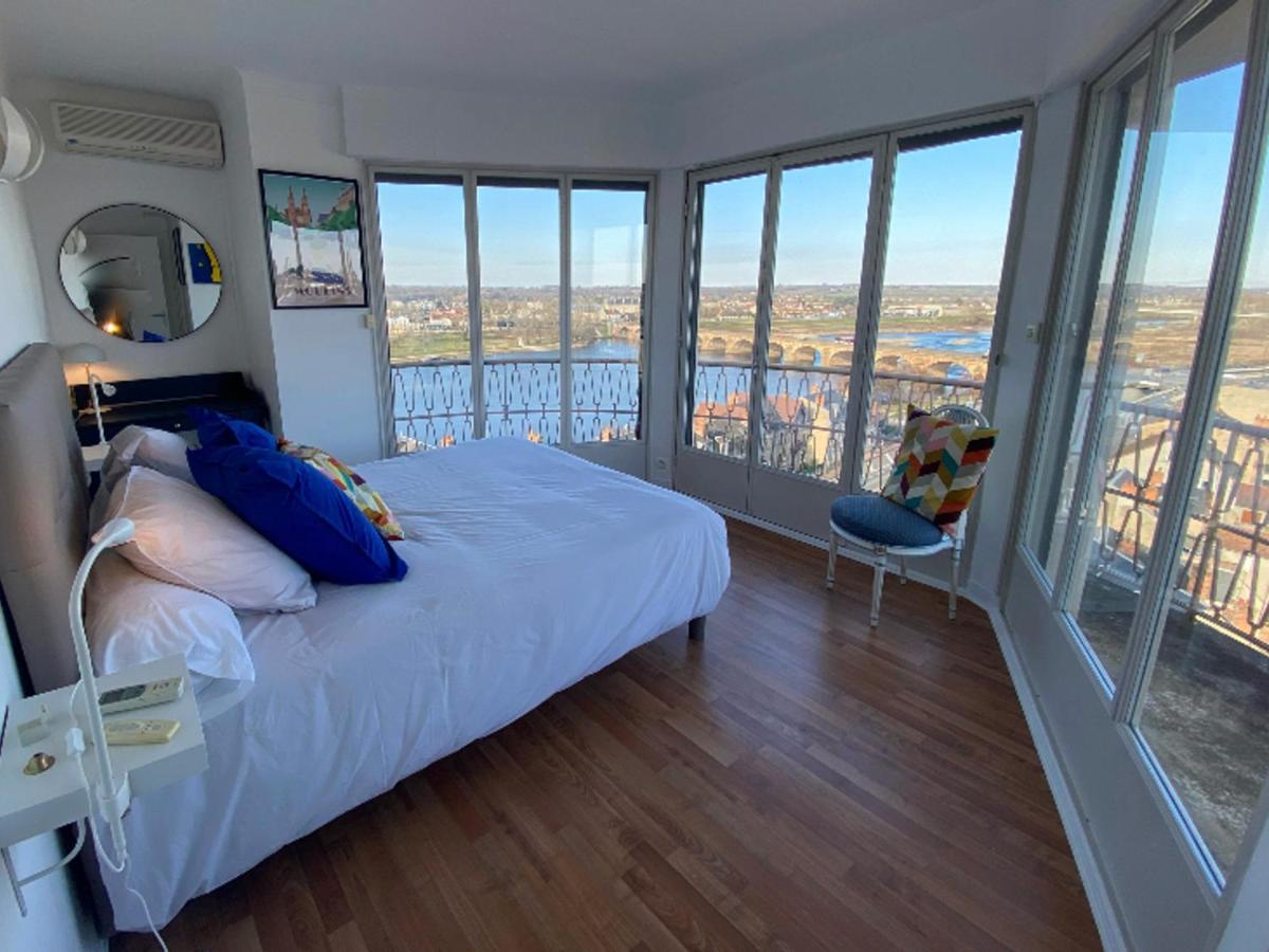 Appartement Panoramique Au Centre De Moulins Avec Terrasse, 2 Chambres, Et Equipements Modernes - Fr-1-489-412 Екстериор снимка